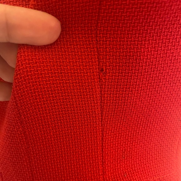 CHANEL red blazer
Vintage 1995 Dress skirt Set
Size S/XS US 2 FR34 preloved - Picture 12 of 15